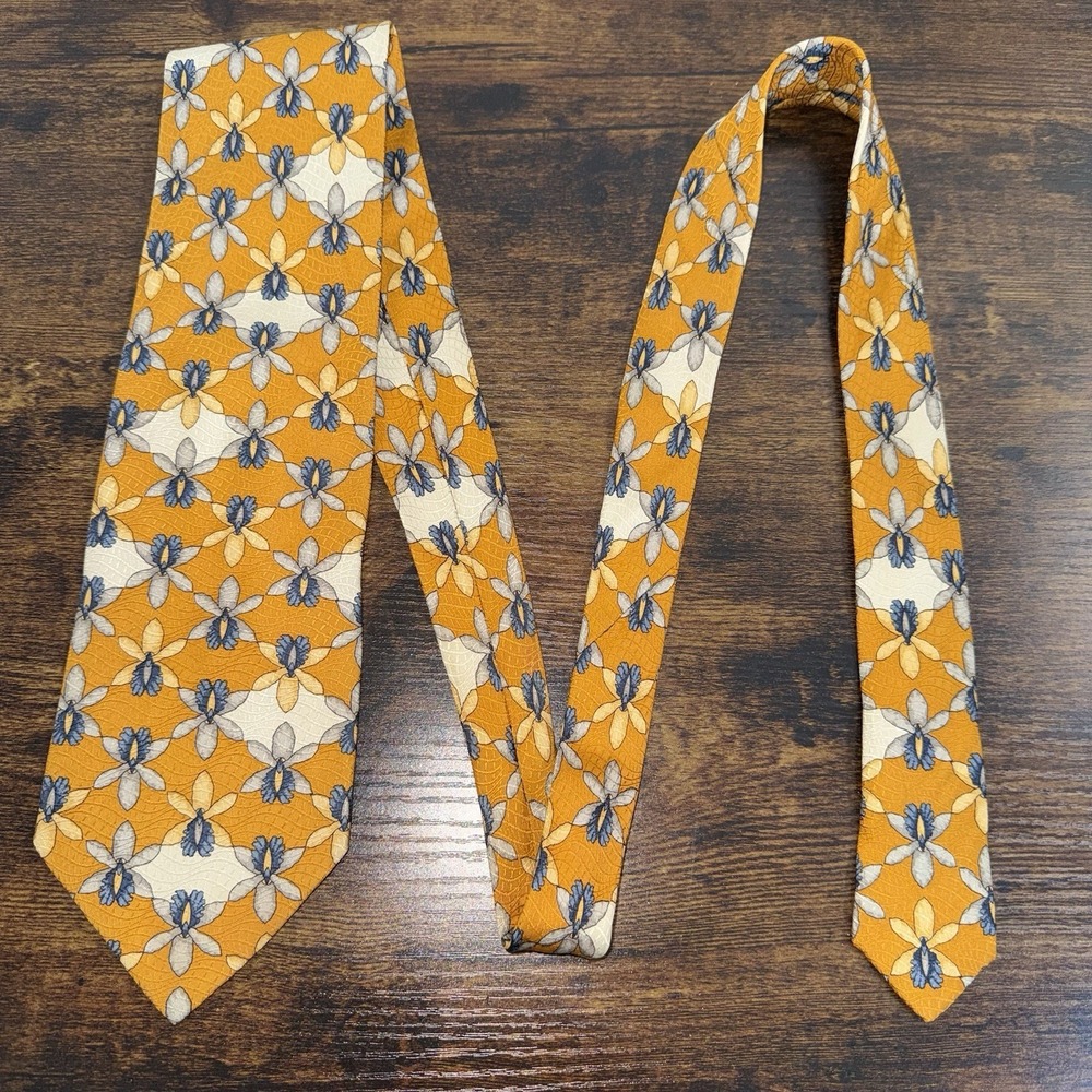 Vintage Omaggio By Robert Talbott Finest Silk From Italy Neck Tie